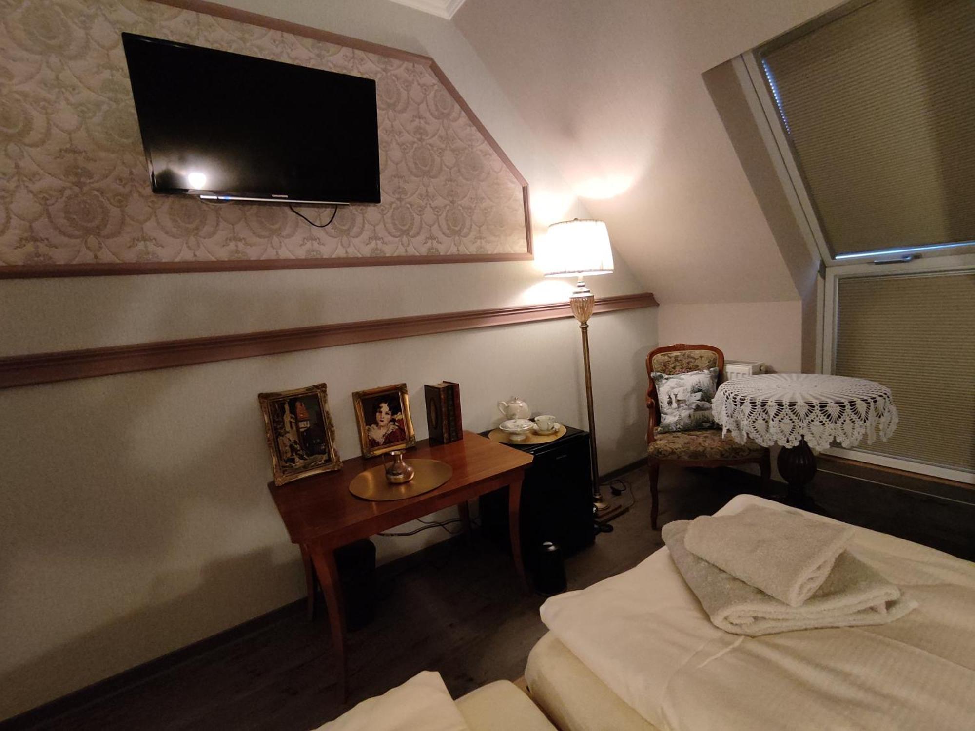 Pilgrims Inn Kreischa ภายนอก รูปภาพ